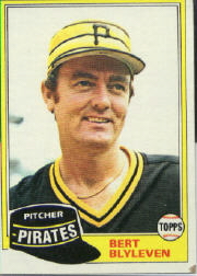 1981 Topps Baseball Cards      554     Bert Blyleven